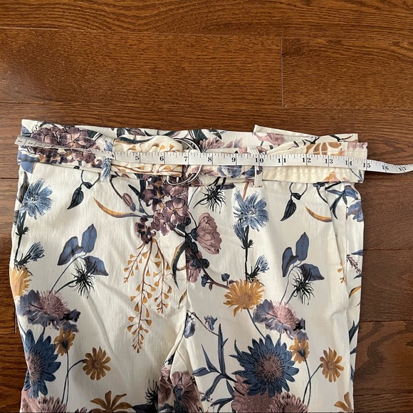 Rayon Blend Stretchy flowery pants (XS) - Picture 4 of 6